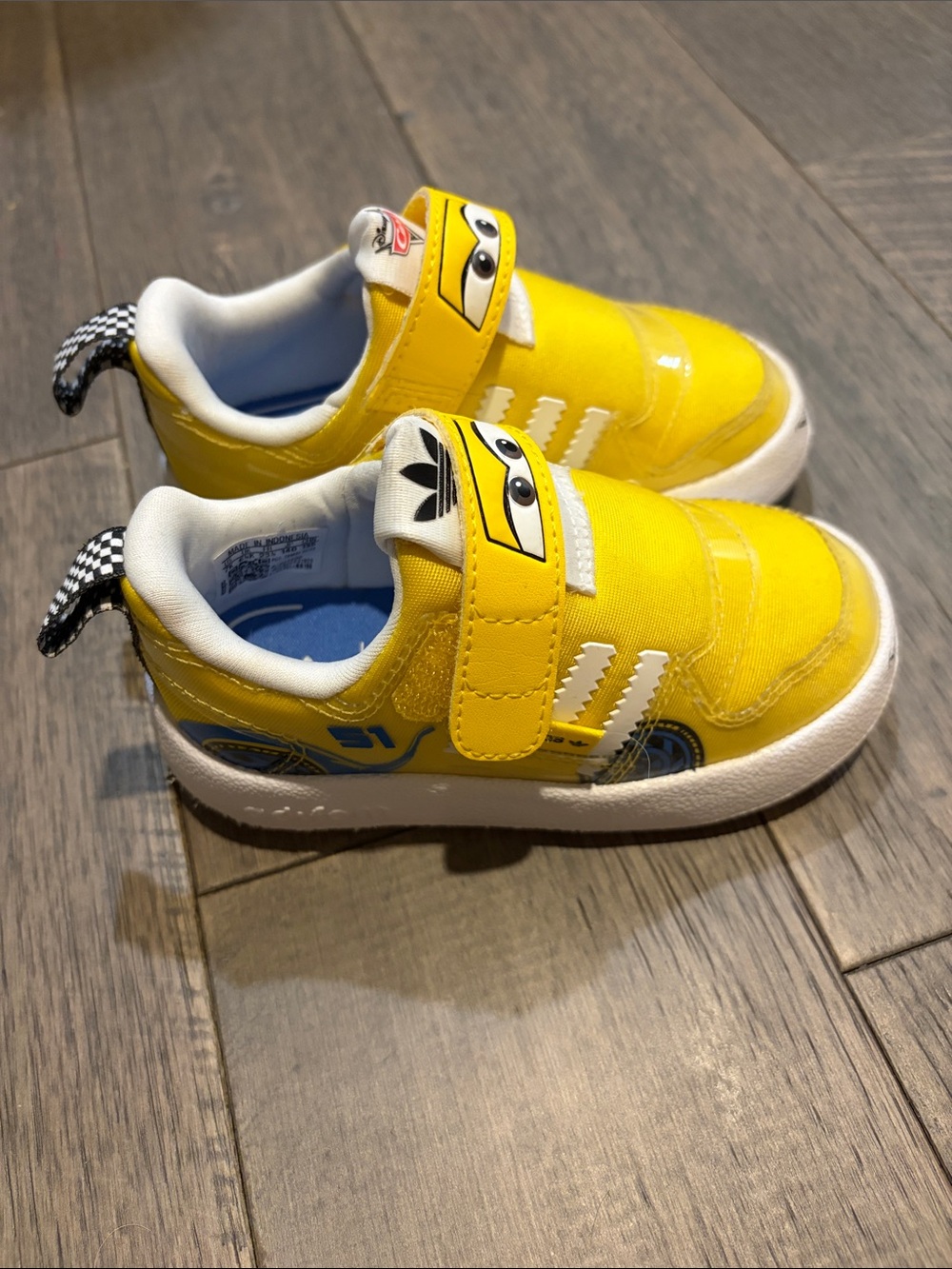 adidas Kids Yellow Velcro Character Sneakers